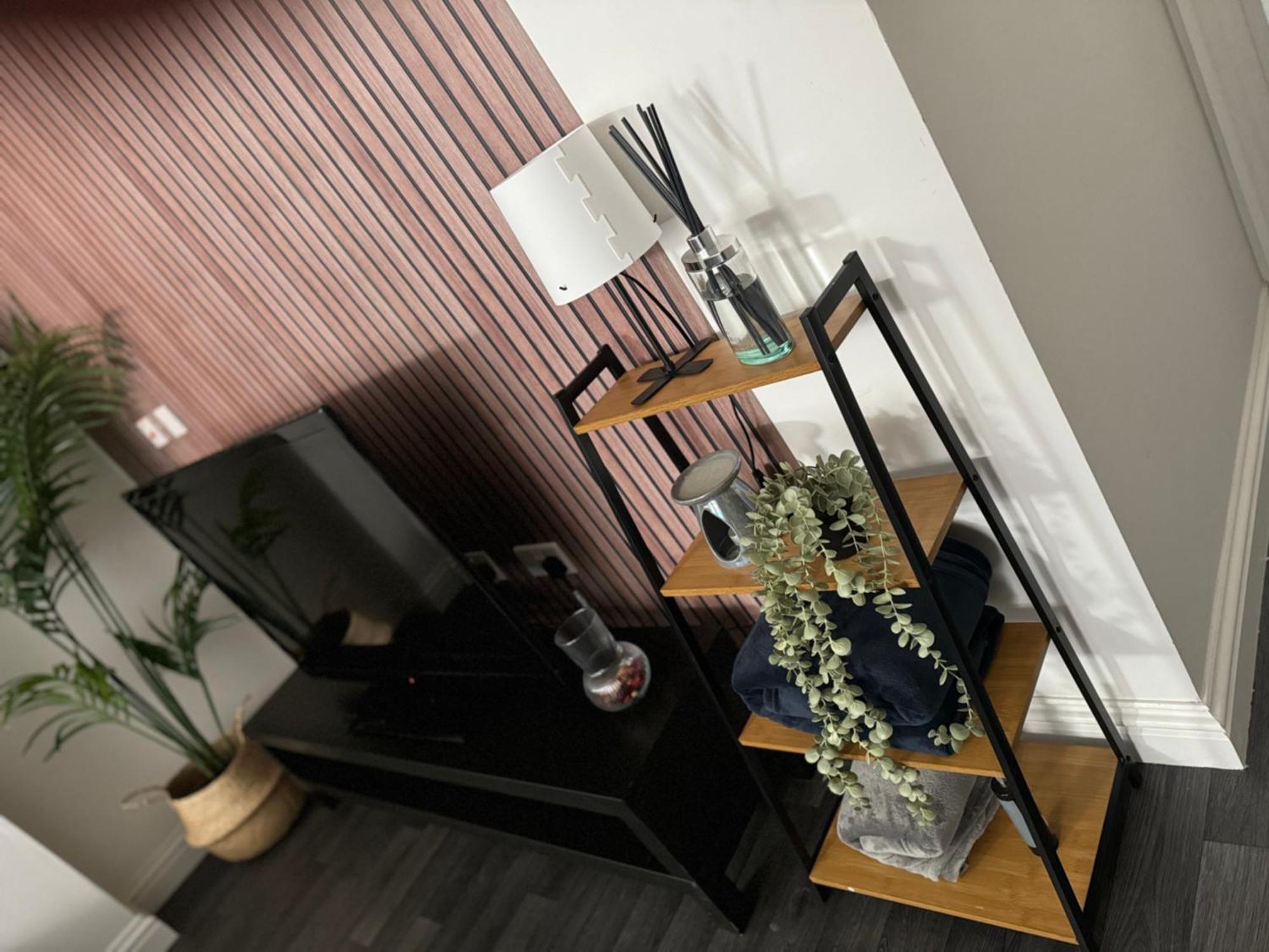 Group Bookings: Up To 30 Guests Across 5 Spacious Flats! Keyless Access Free Wifi & Parking เบอร์มิงแฮม ภายนอก รูปภาพ